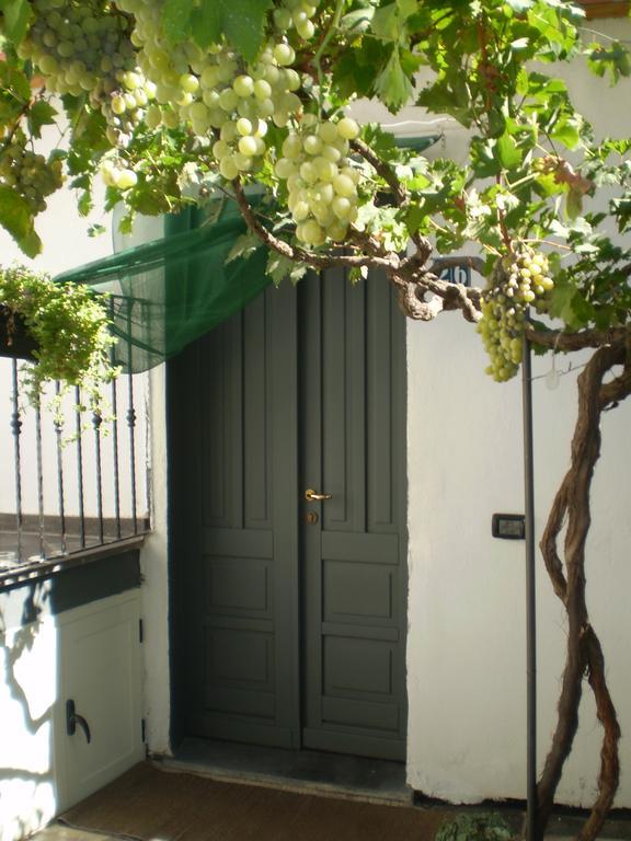 Il Giardino Di Emilio Bed & Breakfast Marrùbiu Екстериор снимка