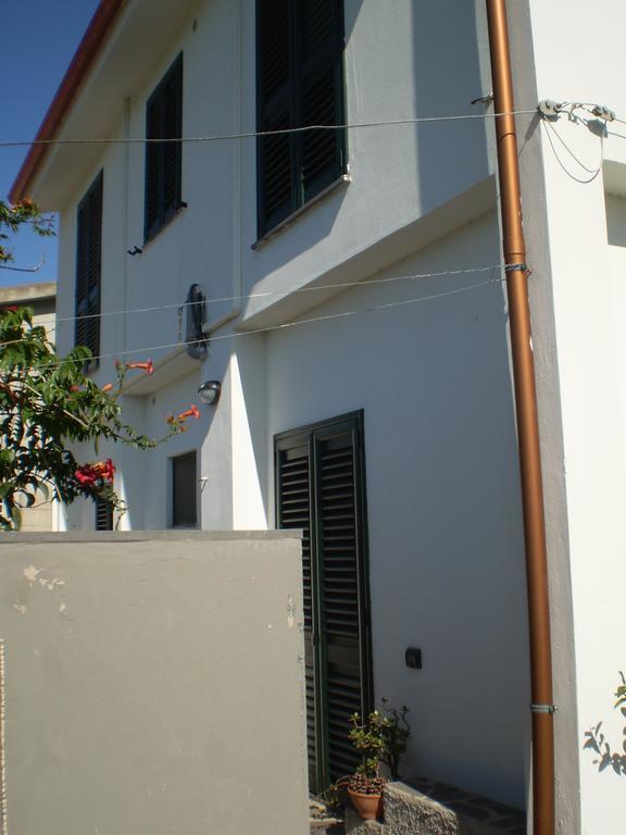 Il Giardino Di Emilio Bed & Breakfast Marrùbiu Стая снимка