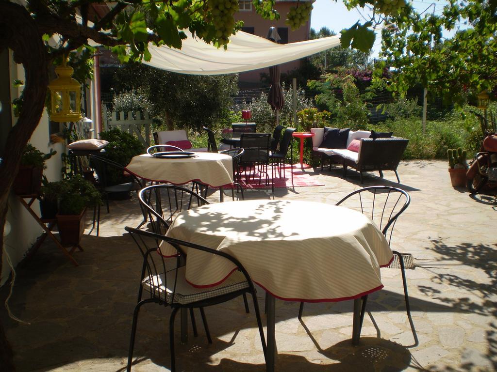 Il Giardino Di Emilio Bed & Breakfast Marrùbiu Стая снимка