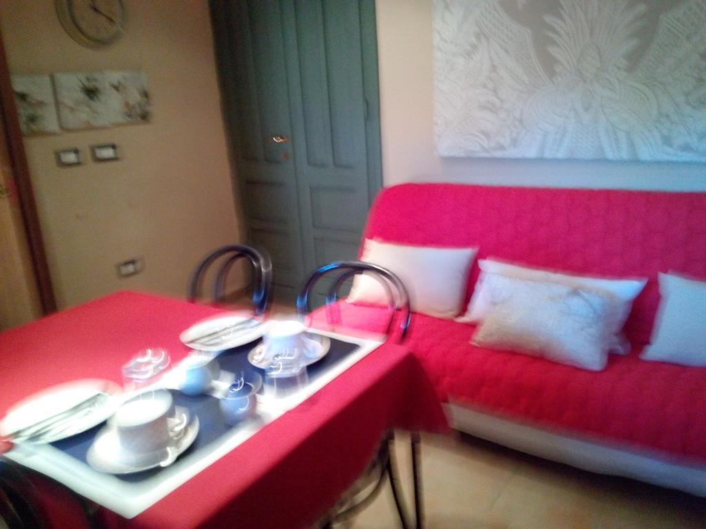 Il Giardino Di Emilio Bed & Breakfast Marrùbiu Екстериор снимка