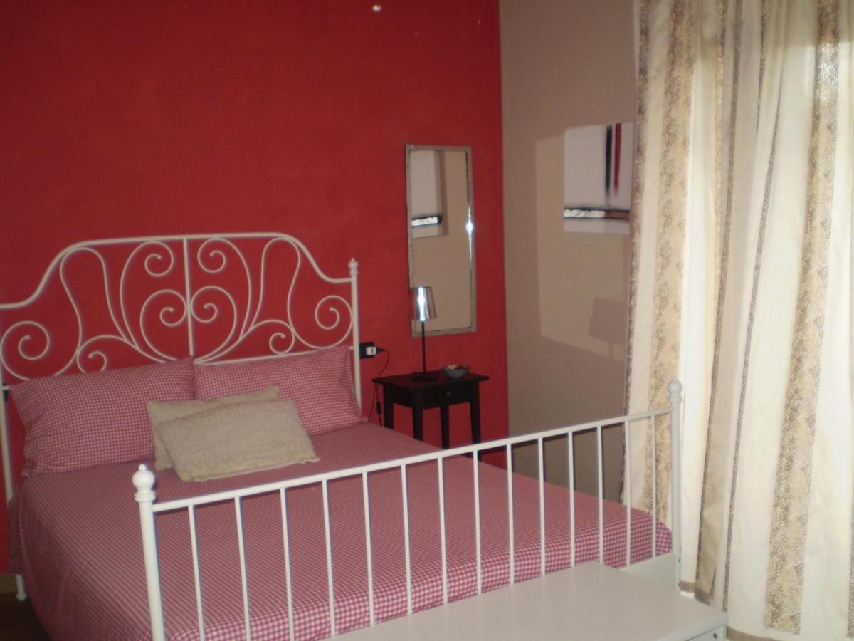 Il Giardino Di Emilio Bed & Breakfast Marrùbiu Стая снимка
